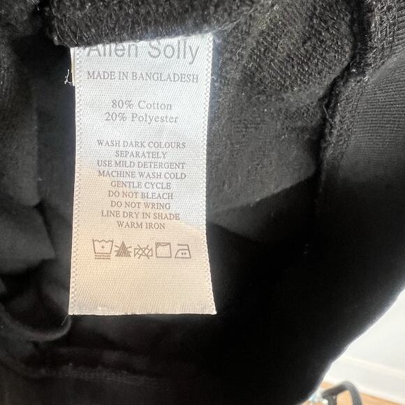 Allen Solly Pullover Sweater w/ Pockets Men's Sz Small Black Crewneck Sweatshirt - Picture 4 of 7